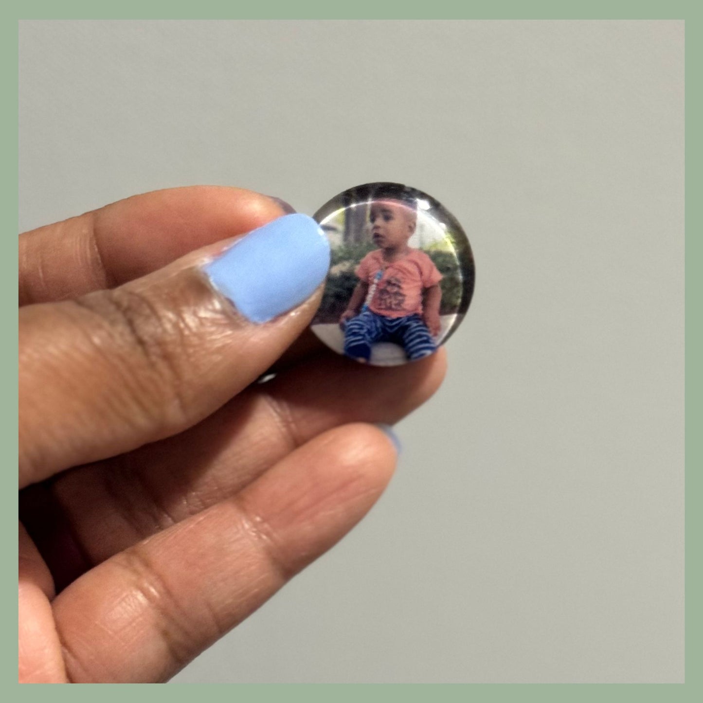Round glass cabochon photo magnet with child portrait